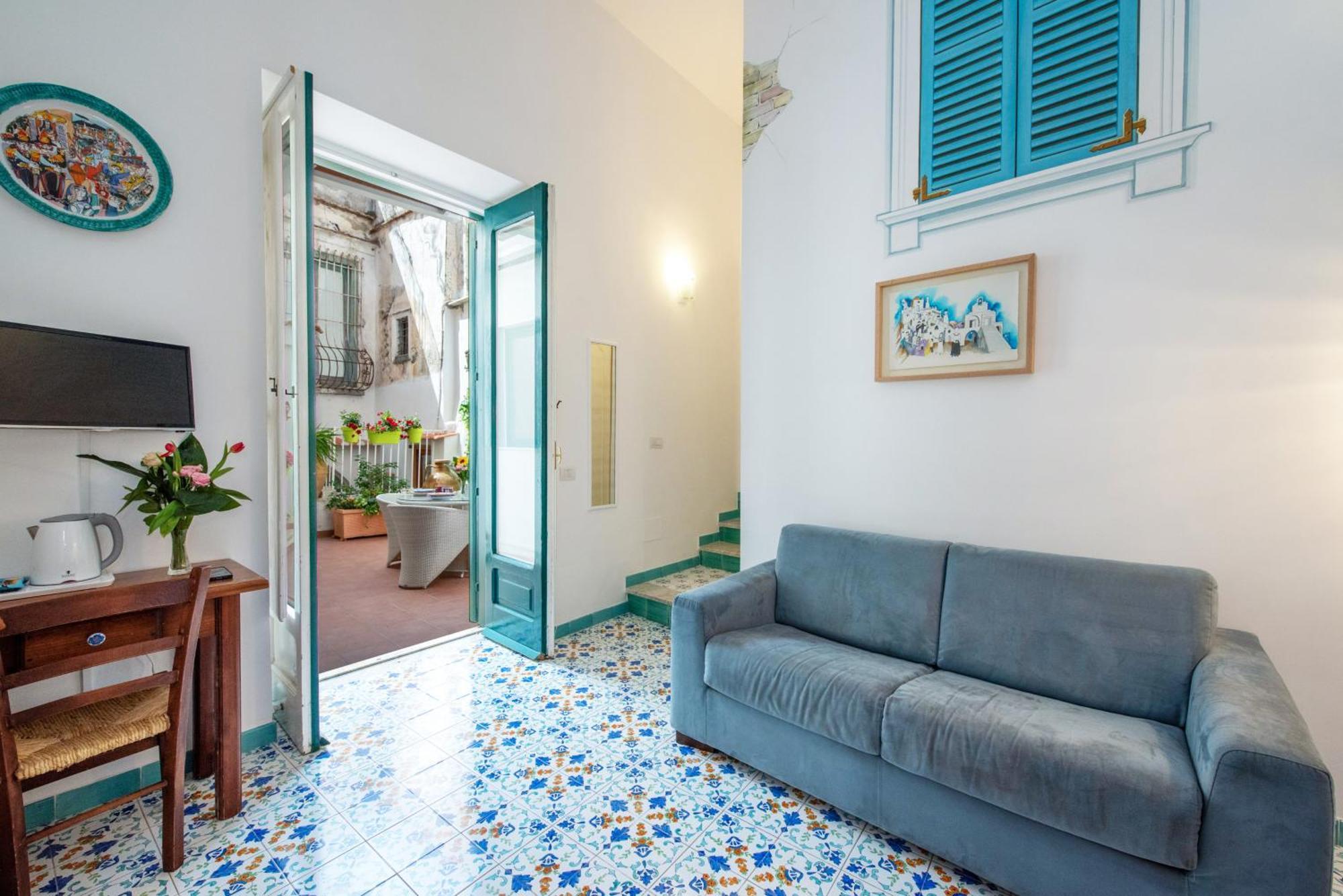 Amalfi Un Po'... Apartment Luaran gambar